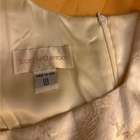 NWOT* Scott McClintock Ivory and Gold Formal Gown Wedding Gala Debut NEW Size 10 - Picture 6 of 10